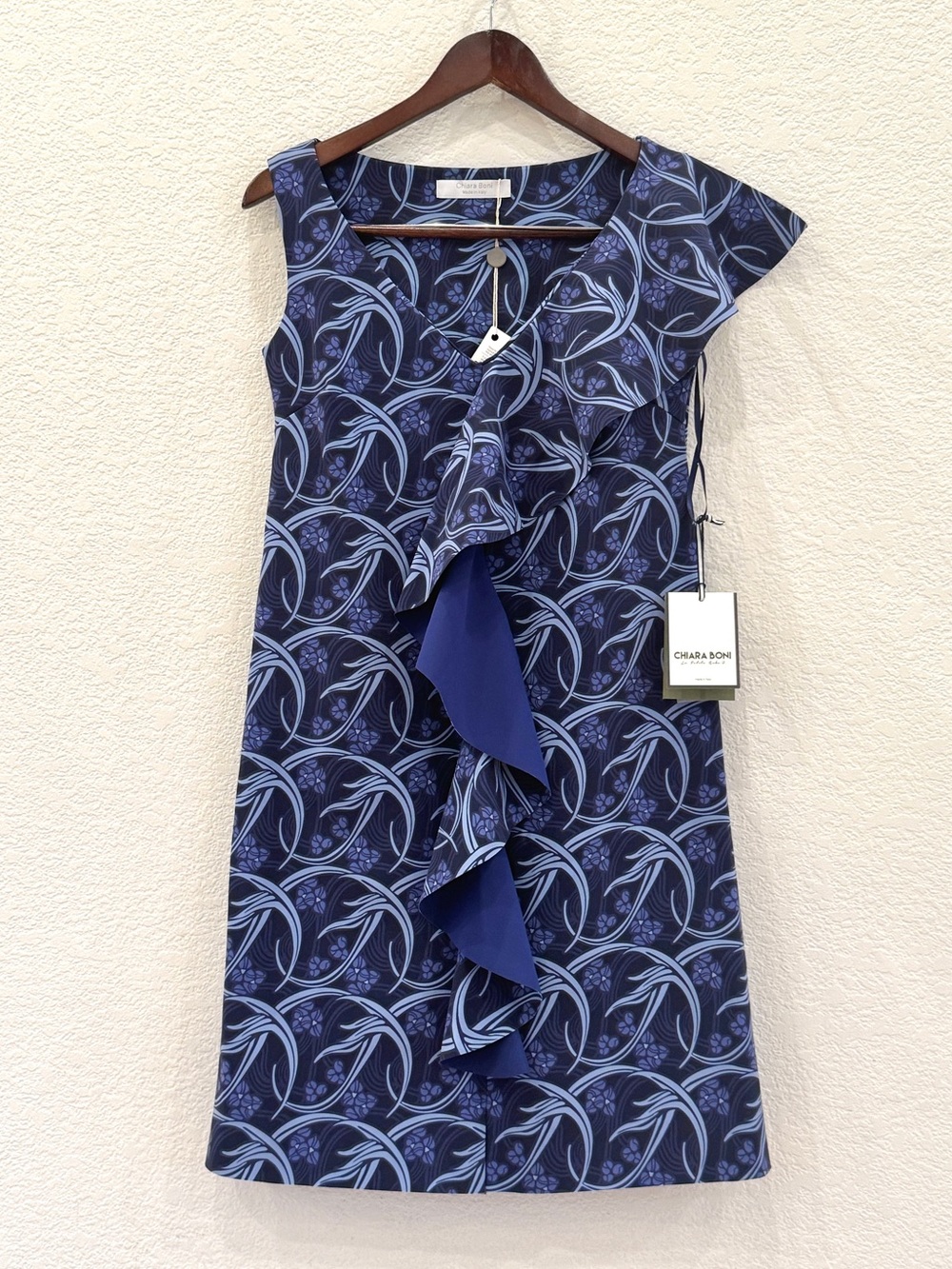 NWT Chiara Boni Botanical Print Blue Ruffle V-Neck Sheath Dress US 6 Resort - Picture 8 of 13